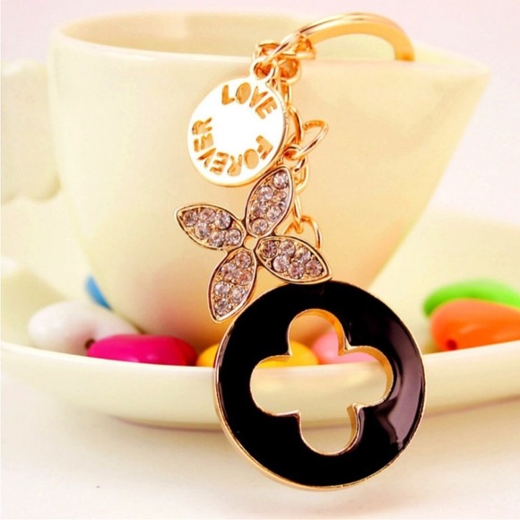 NEW Four Leaf Clover Love Charm Crystal Flower Luxury Pendant Bag Keychain. - Picture 3 of 6